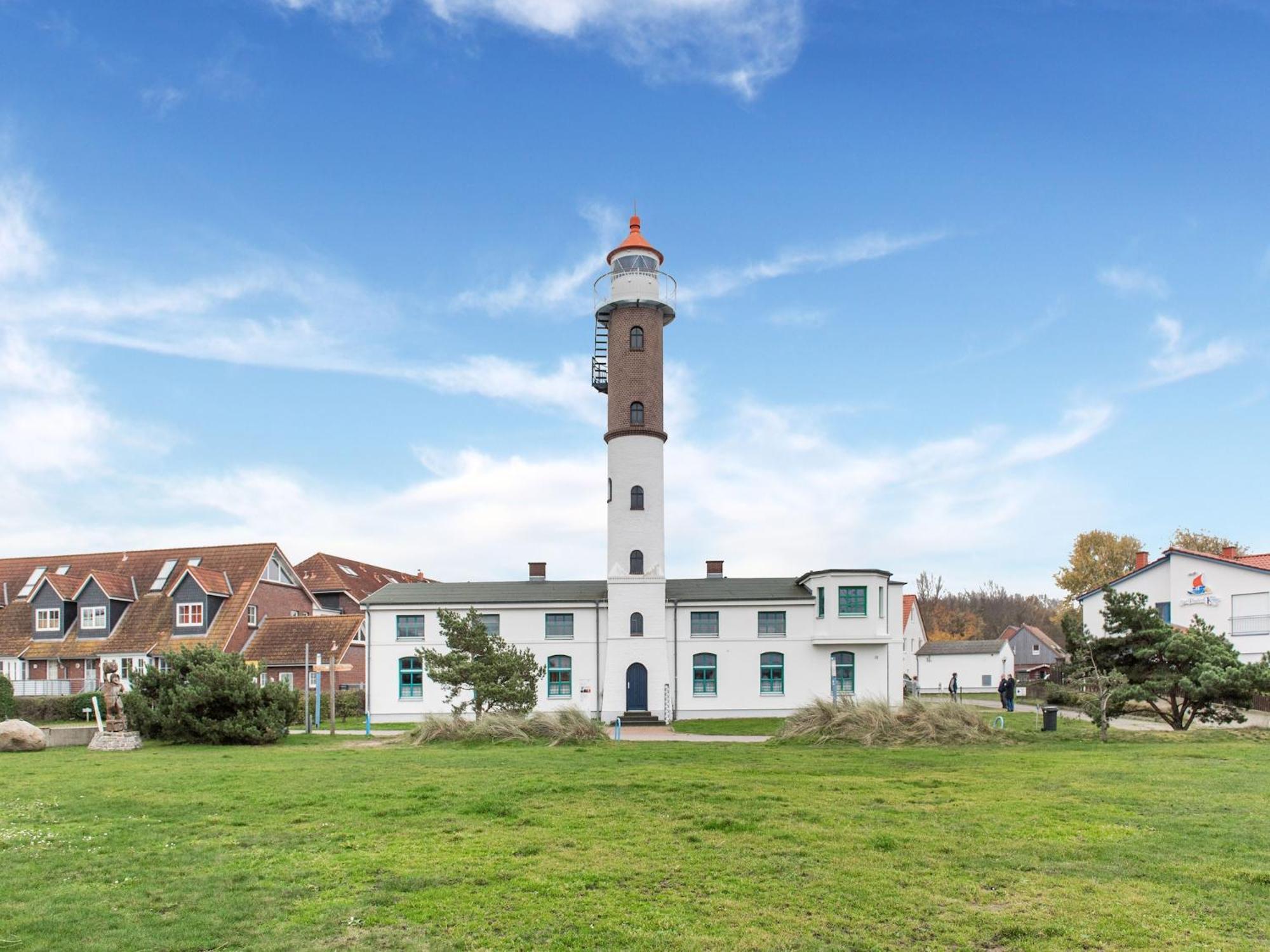 Comfortable Apartment In Wismar Mecklenburg With Fireplace Екстериор снимка