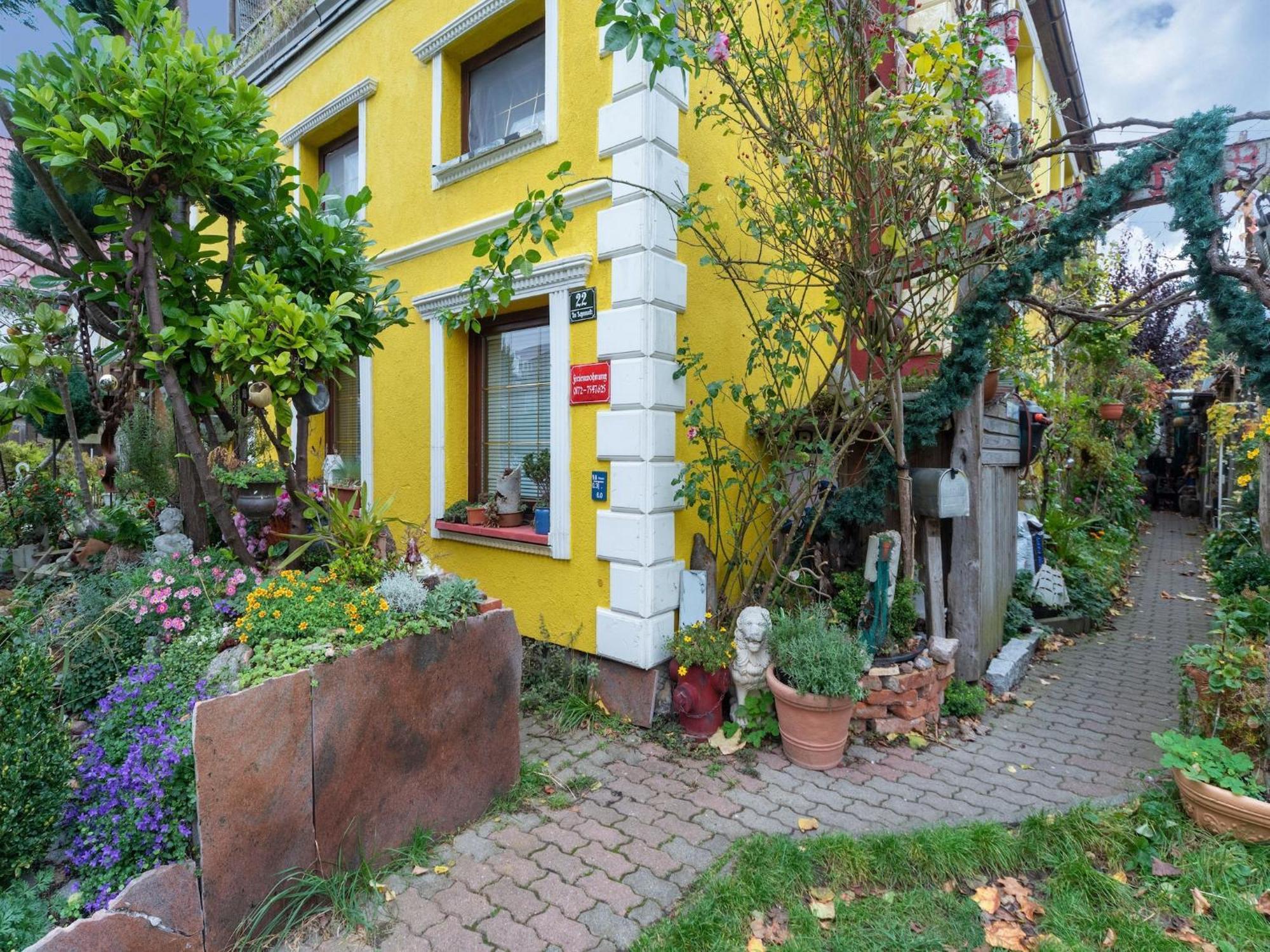 Comfortable Apartment In Wismar Mecklenburg With Fireplace Екстериор снимка